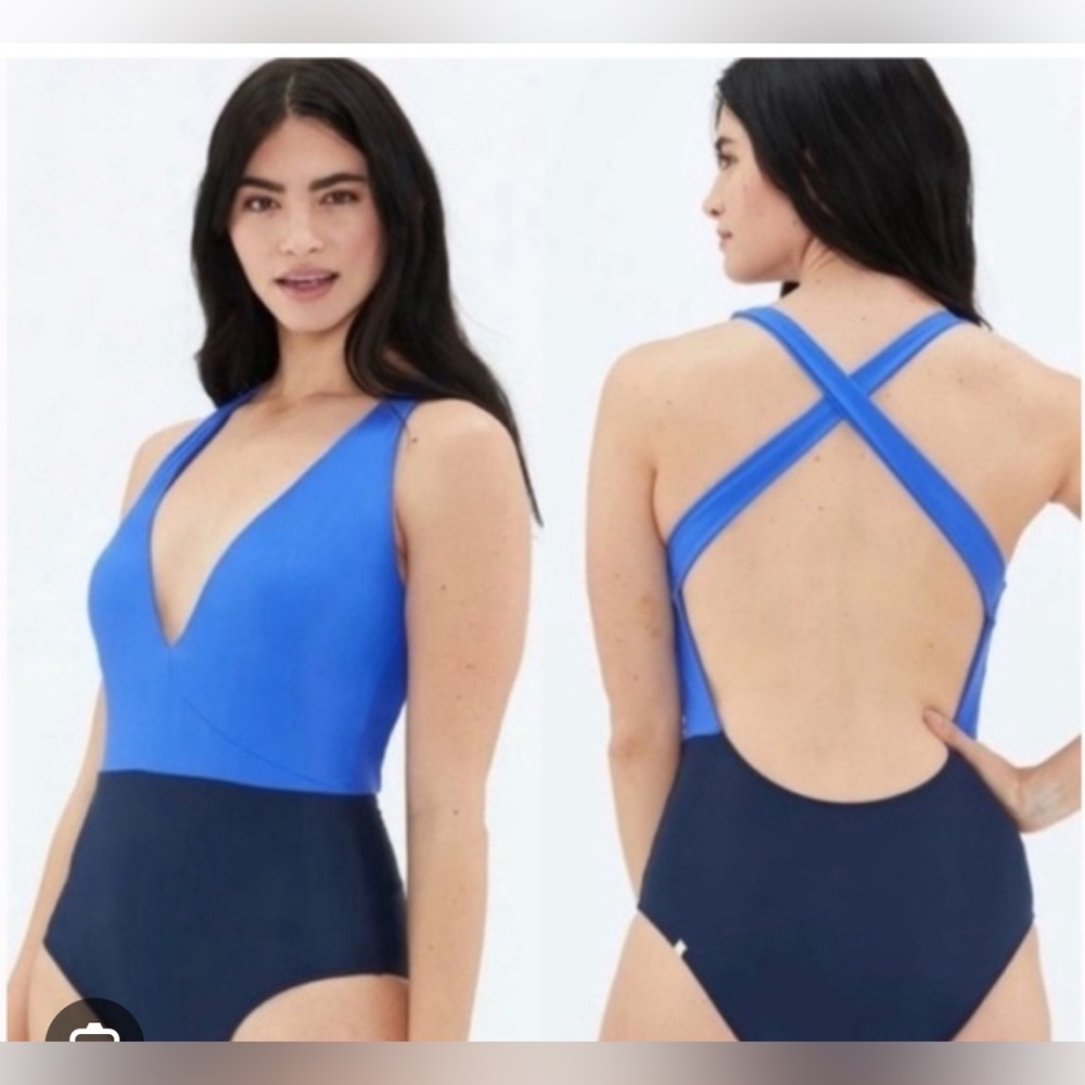 New without tags summersault deep dive swimsuit size 4